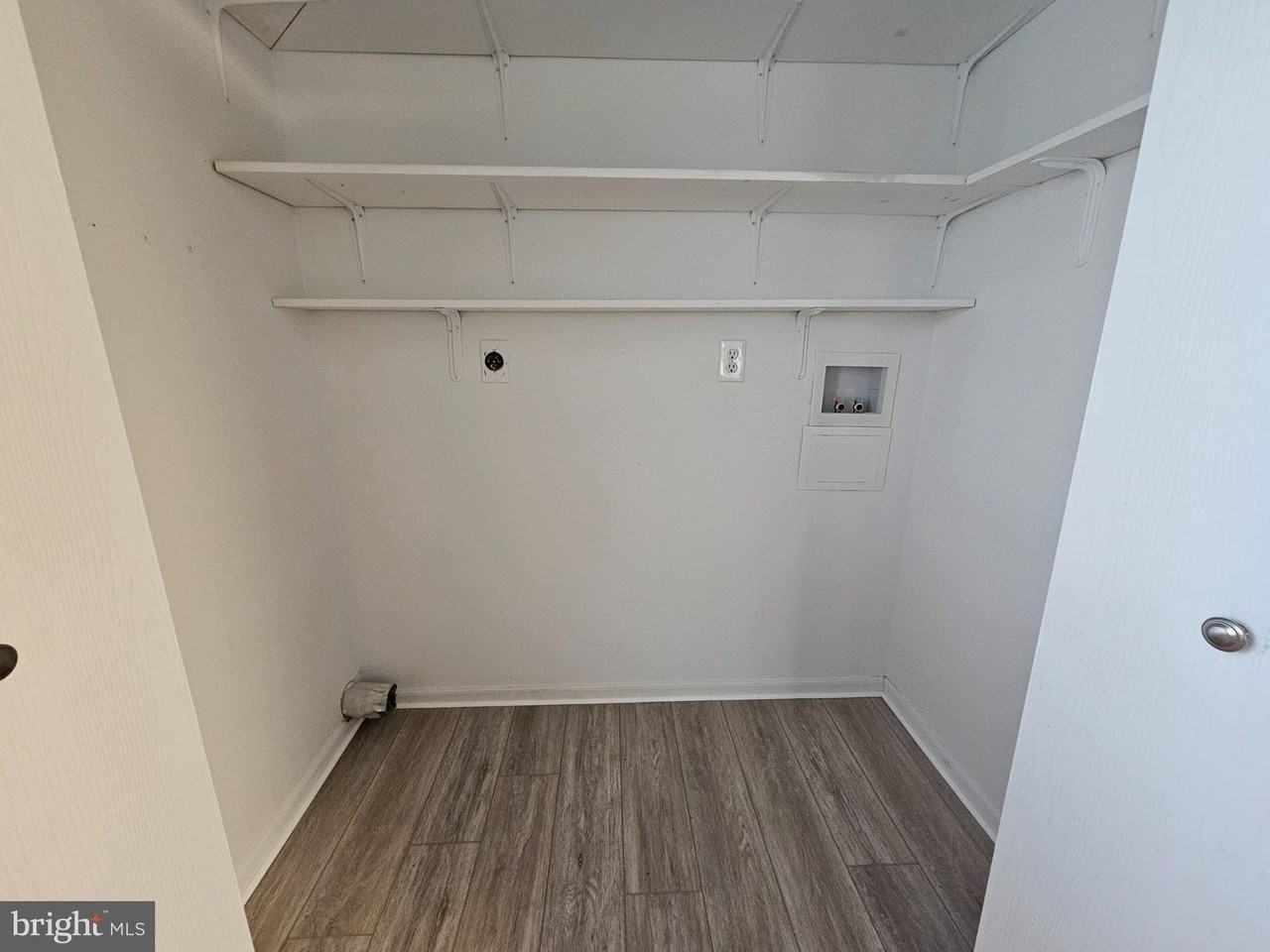 48 E Gay St - Photo 3 of 9