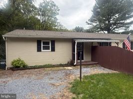 featured image of 266A N 11th St