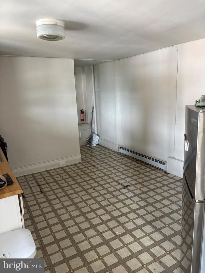 151 W Airy St #2 - Photo 7 of 7