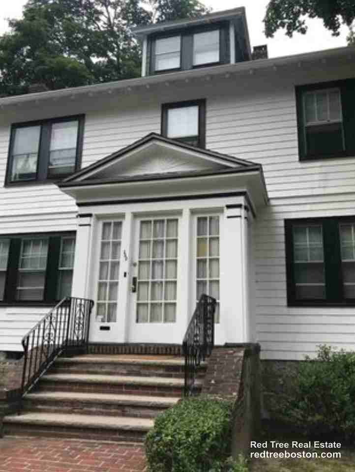 120 Lake St - Photo 2 of 6