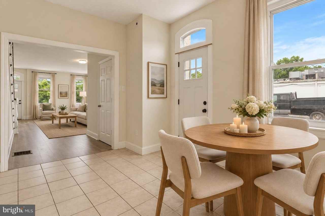 511 Conarroe St - Photo 3 of 27