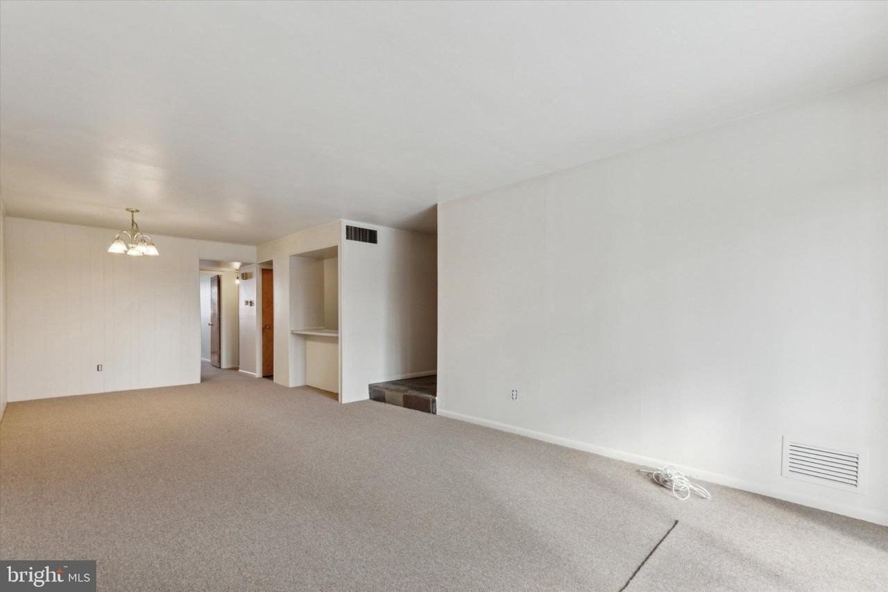 320 Hermit St #2 - Photo 5 of 25