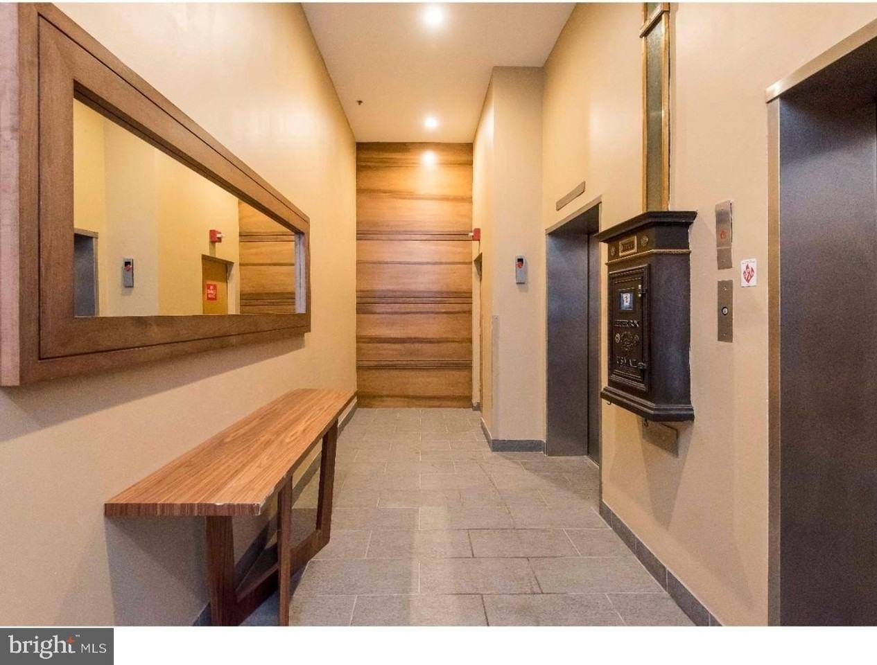 2205 S 16th St #502 - Photo 4 of 25