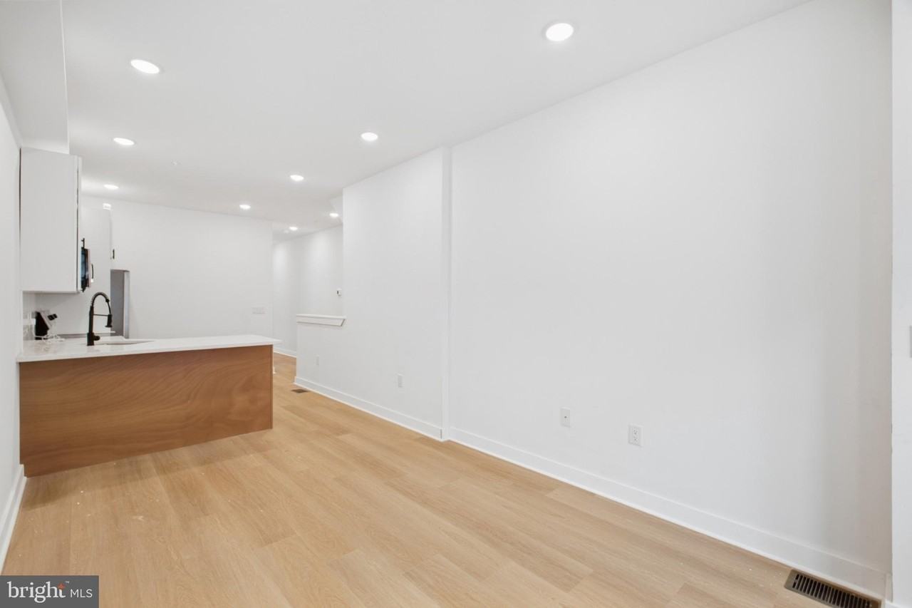 2506 N 12th St #1 - Photo 3 of 17