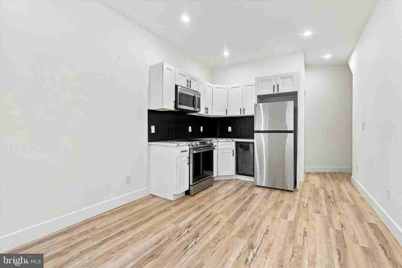 4535 N Gratz St #1 - Photo 4 of 18