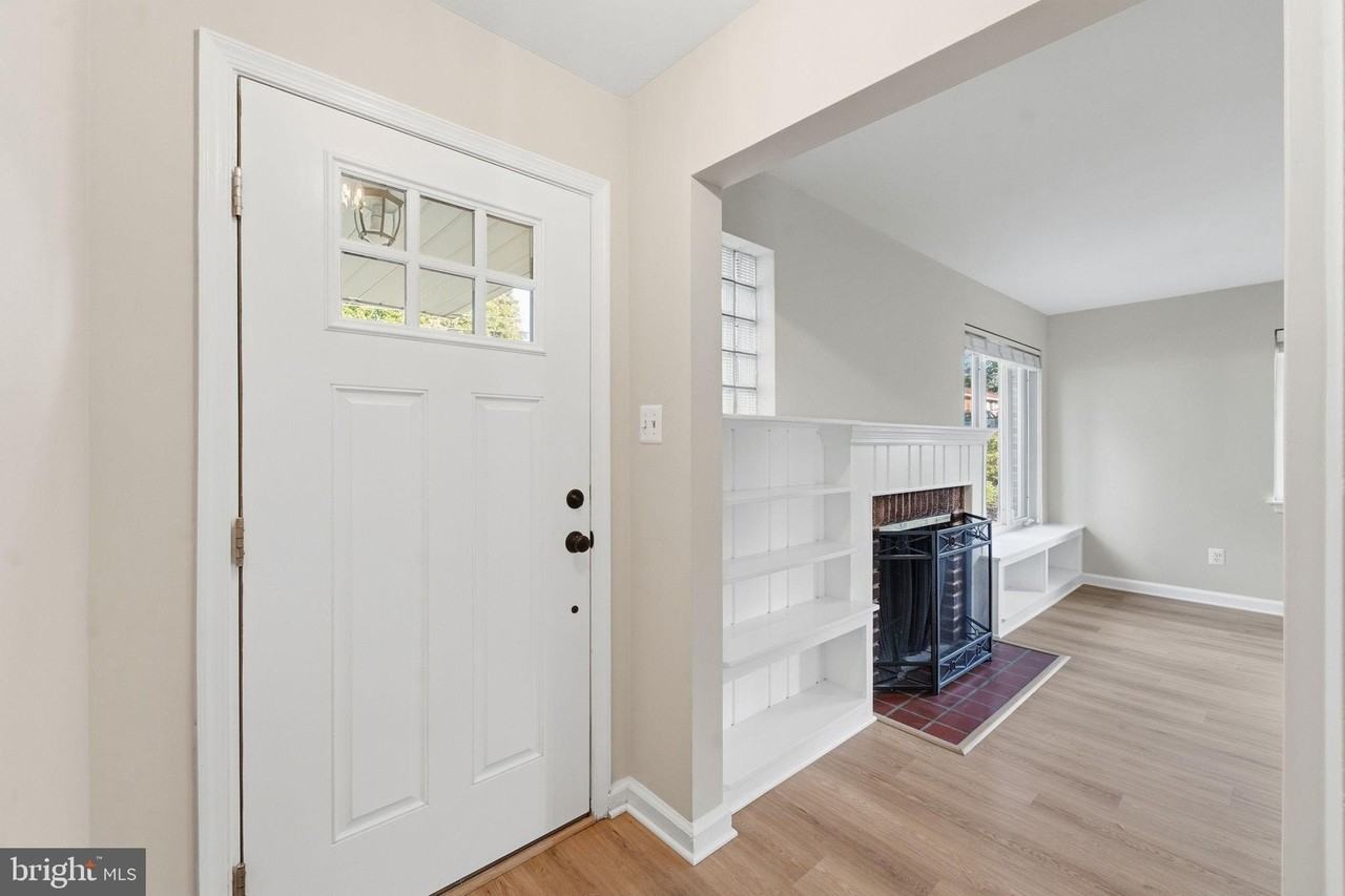3376 N Buchanan St - Photo 3 of 40