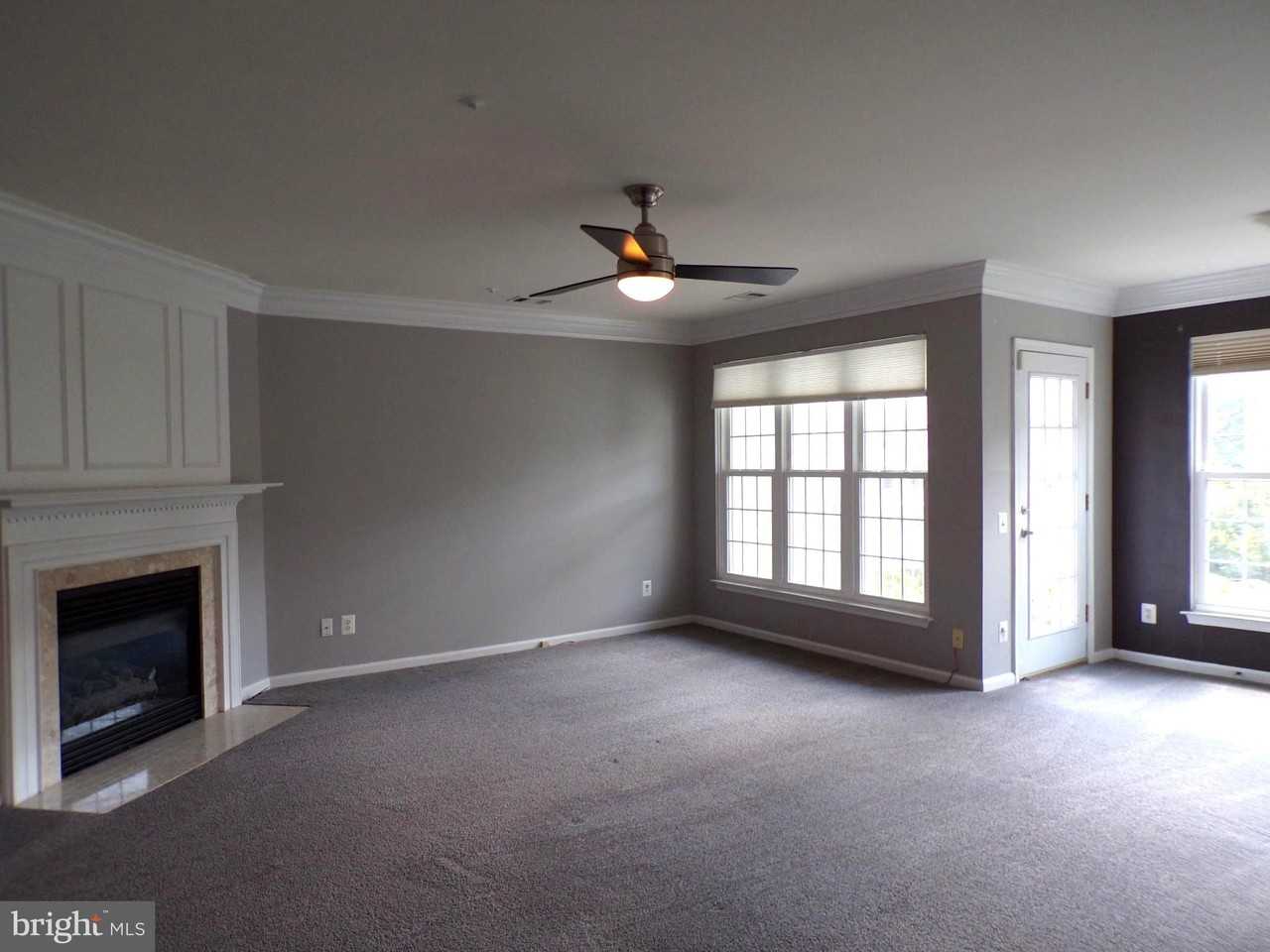 6015 Terrapin Pl #302 - Photo 2 of 14