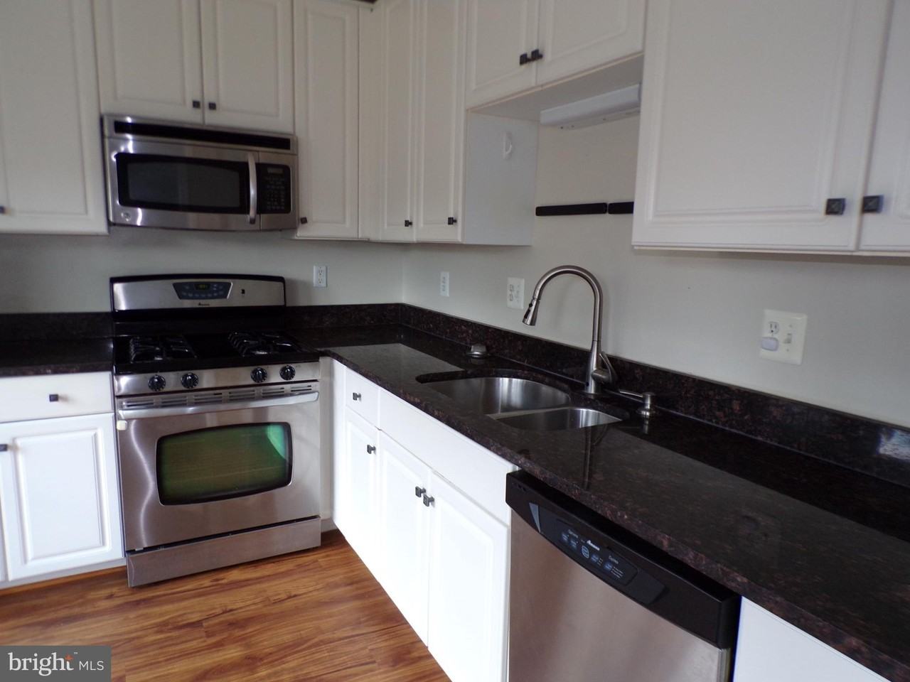 6015 Terrapin Pl #302 - Photo 5 of 14
