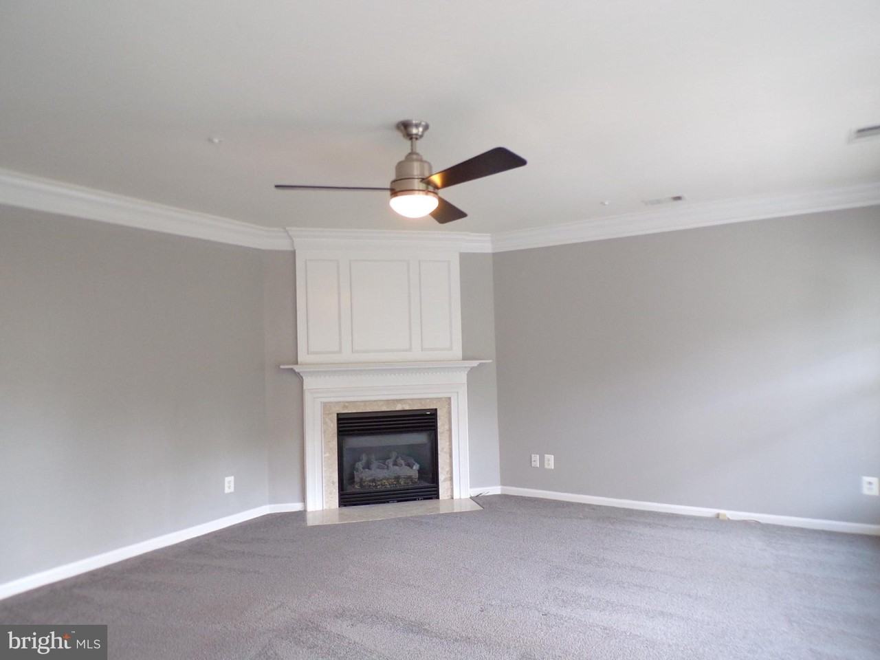 6015 Terrapin Pl #302 - Photo 6 of 14