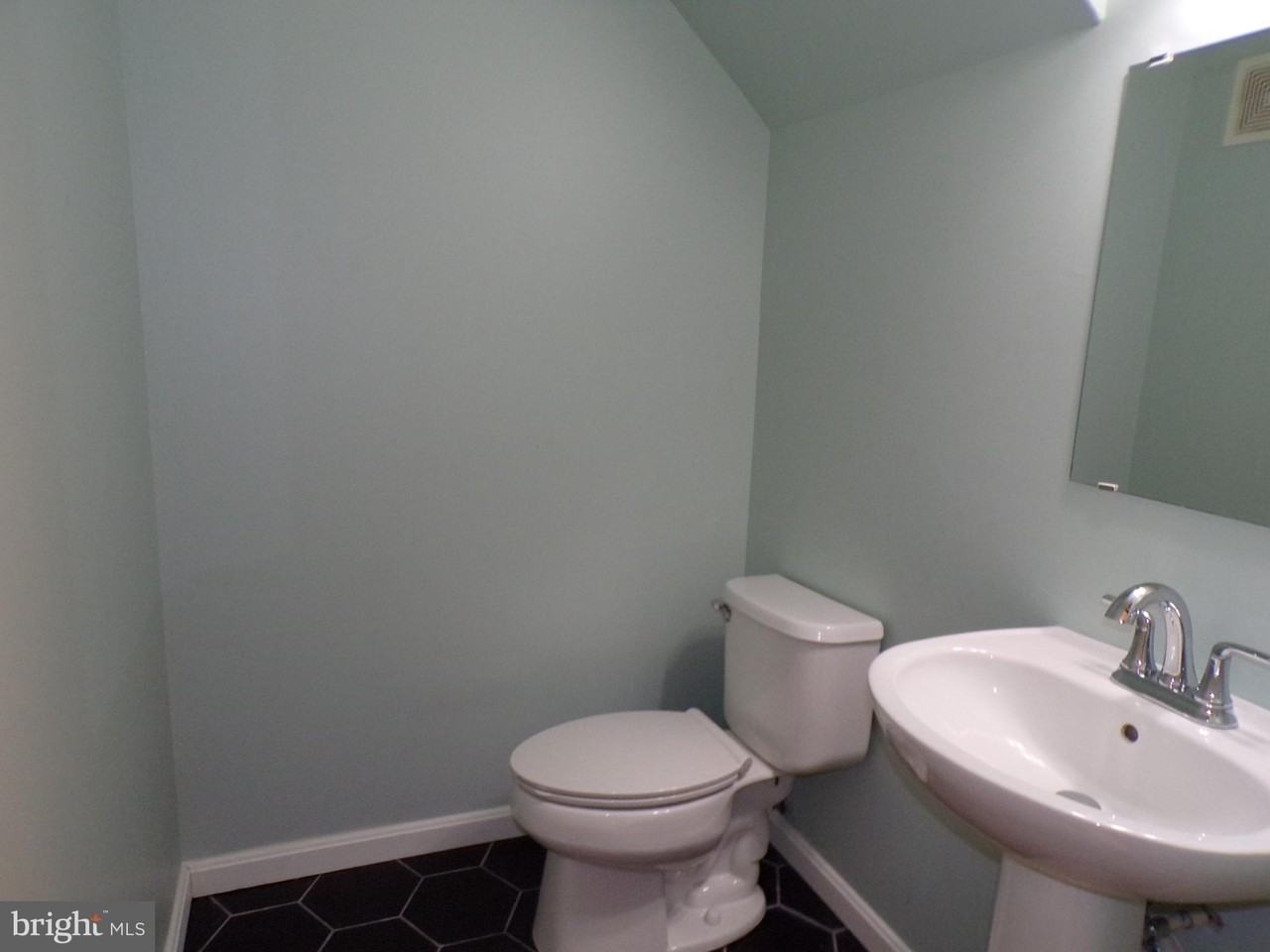 6015 Terrapin Pl #302 - Photo 7 of 14