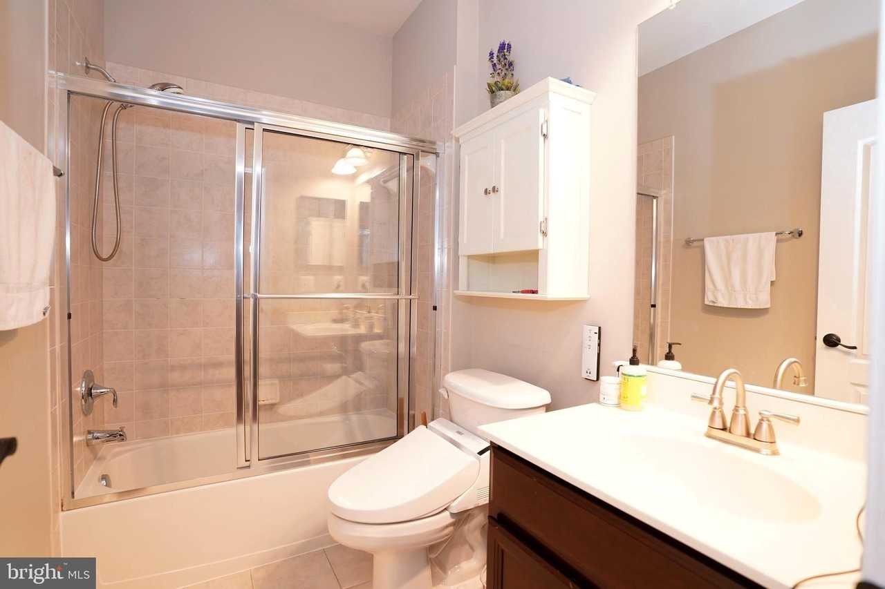 20779 Crescent Pointe Pl - Photo 7 of 42