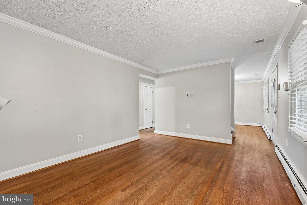 4528 Kingston Rd - Photo 2 of 28