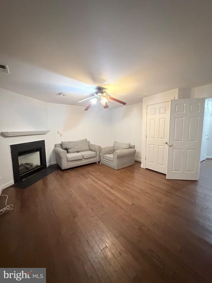 14066 Madrigal Dr - Photo 5 of 27