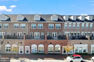 562 Marina Landing Ln #7 - Photo 1 of 1