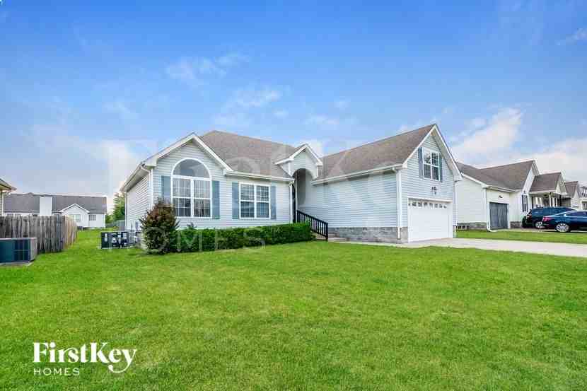 3748 Naples Ct N - Photo 2 of 19