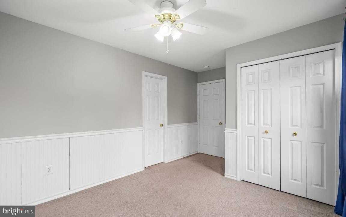 4 Saint Ives Ct - Photo 7 of 17