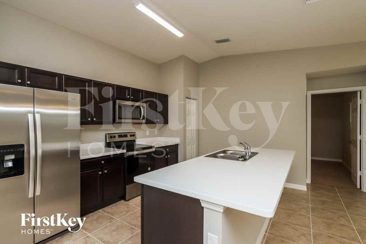 1018 Mohawk Ave Nw - Photo 6 of 16