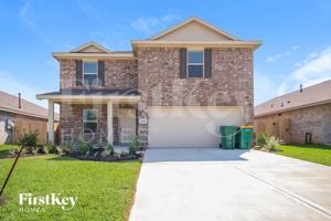featured image of 445 Maple Bend Ln
