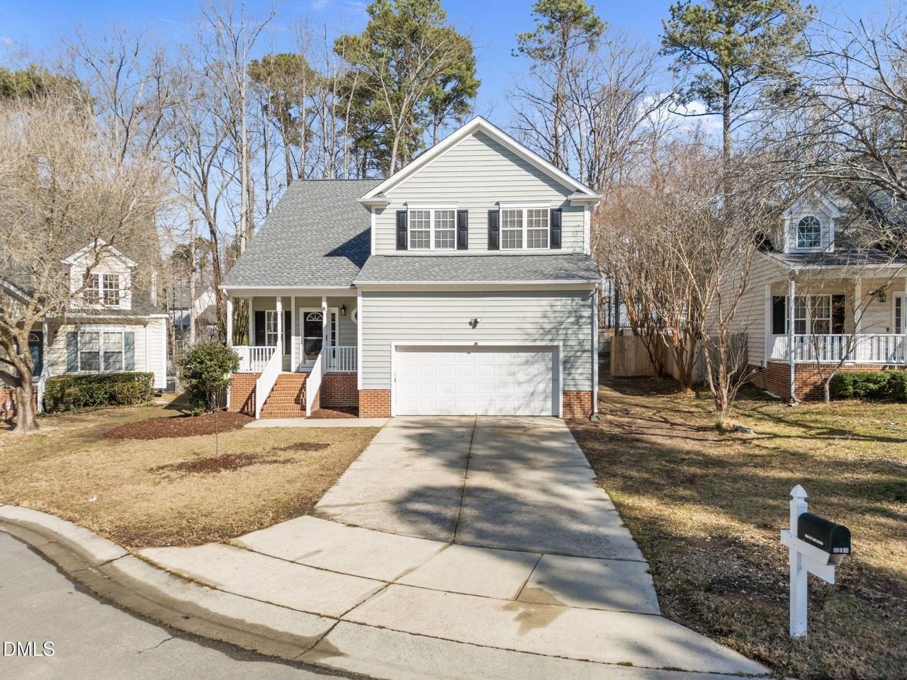 5210 Groveside Ct - Photo 3 of 43
