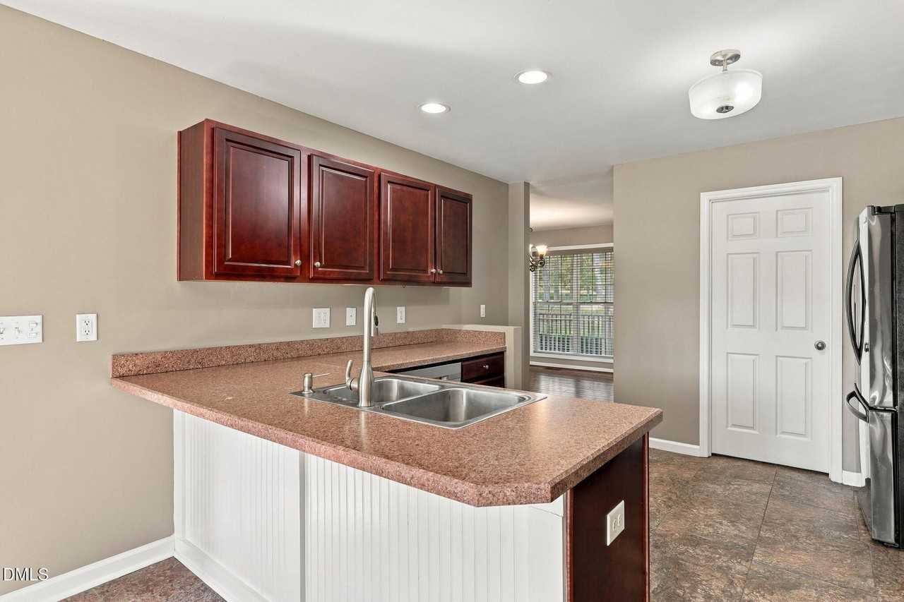 570 Buchanan Rd - Photo 3 of 43