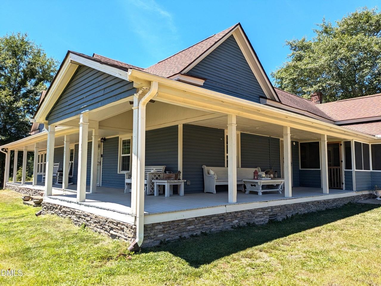 1367 Wade Stephenson Rd - Photo 2 of 24