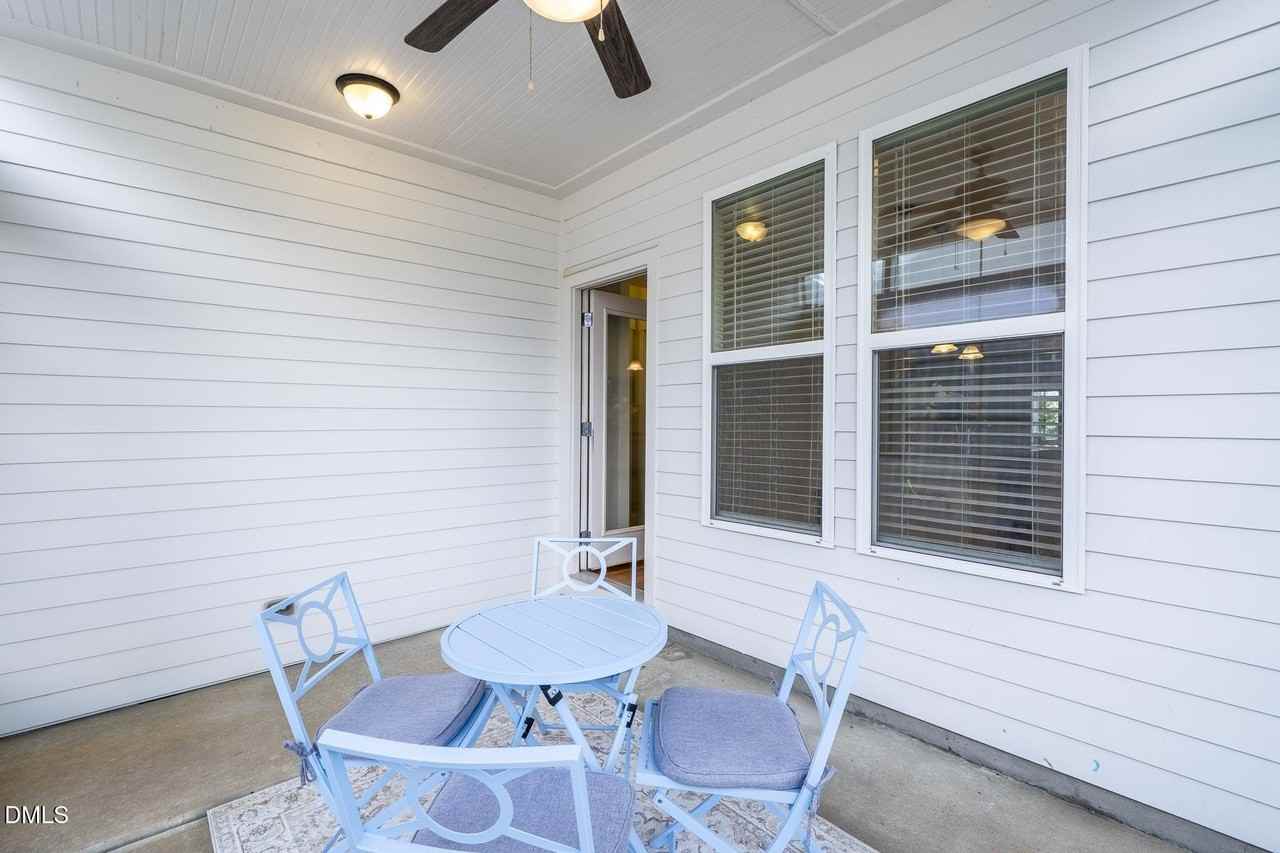 96 Summersweet Ln - Photo 3 of 43