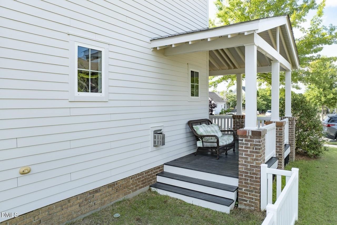 96 Summersweet Ln - Photo 5 of 43