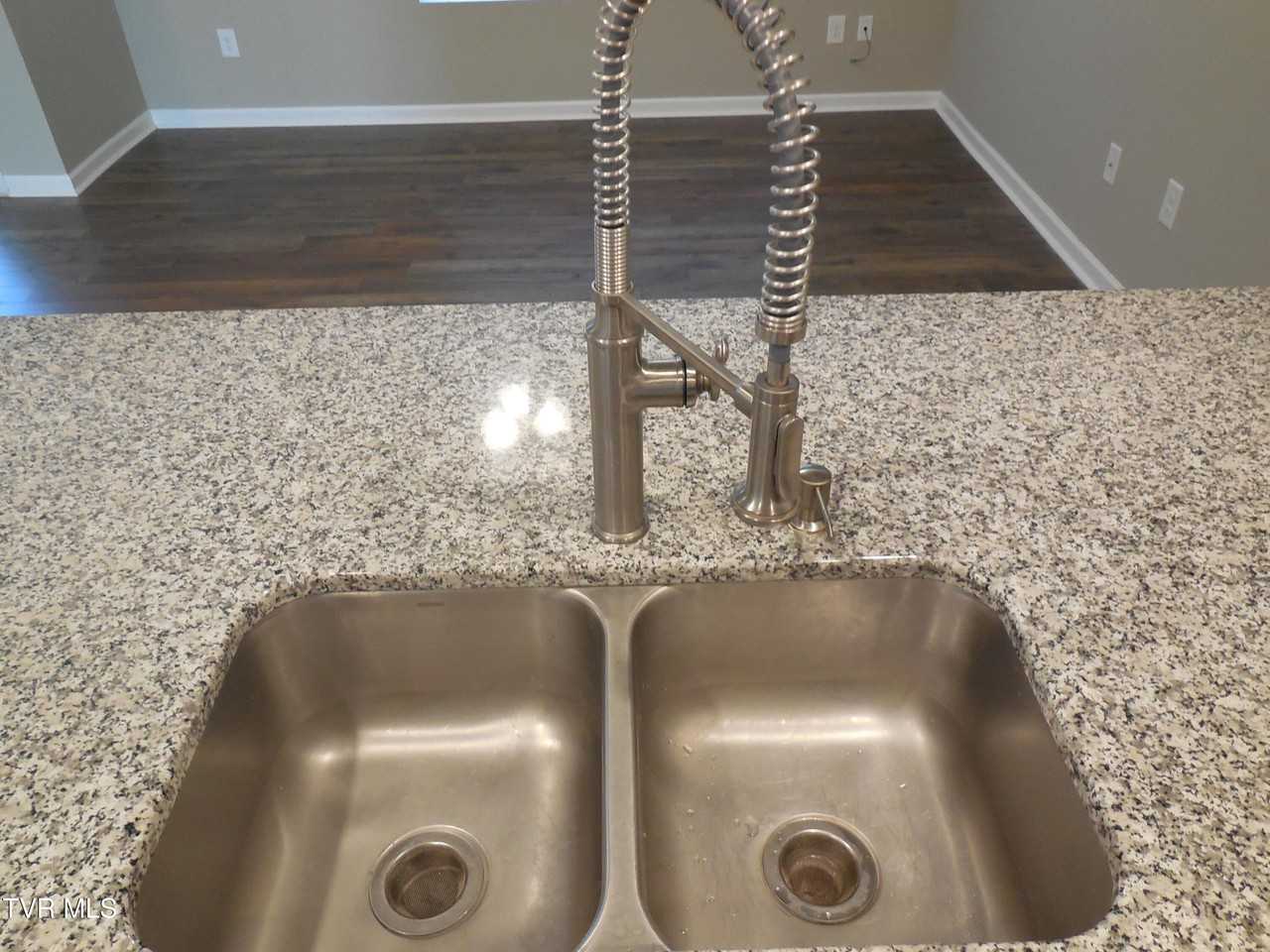 70 Moon Rock Ct #70 - Photo 7 of 20