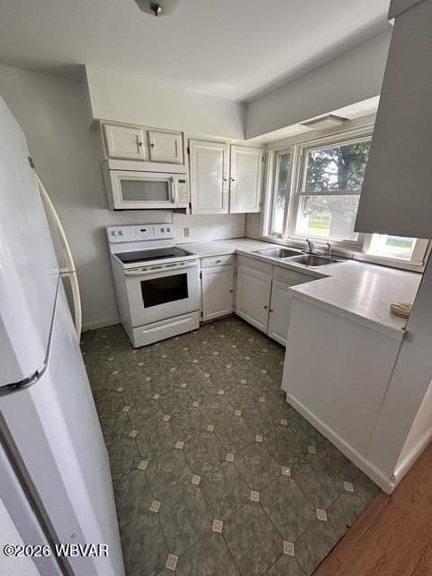 115 Winters Ln - Photo 3 of 13