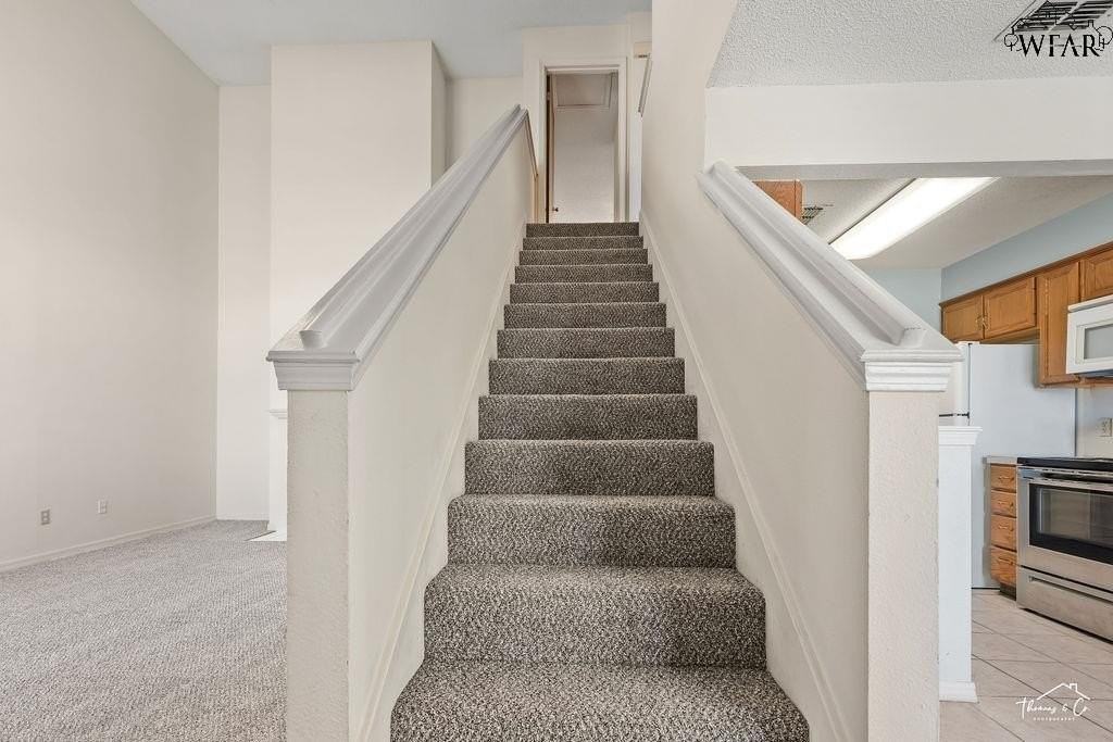 4705 Eldorado Dr #B - Photo 6 of 32