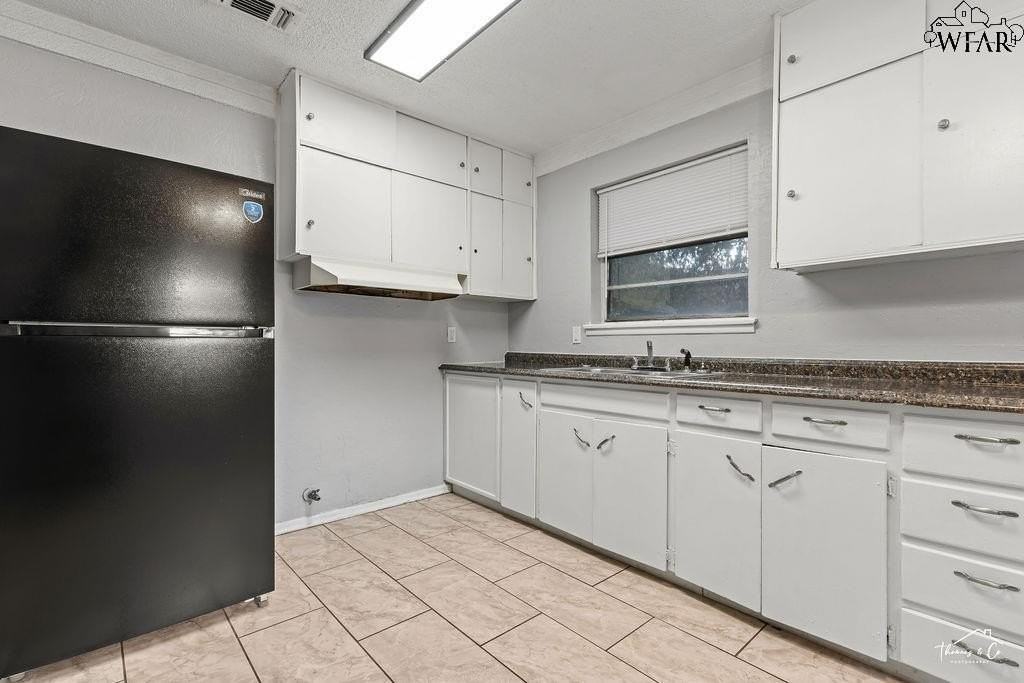1628 Parkdale Dr - Photo 4 of 22
