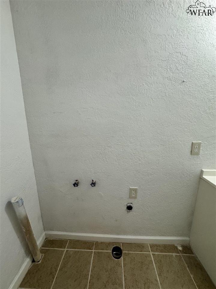 1111 Monroe St - Photo 5 of 6