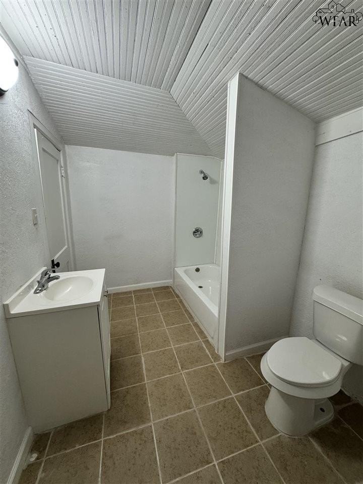1111 Monroe St - Photo 6 of 6