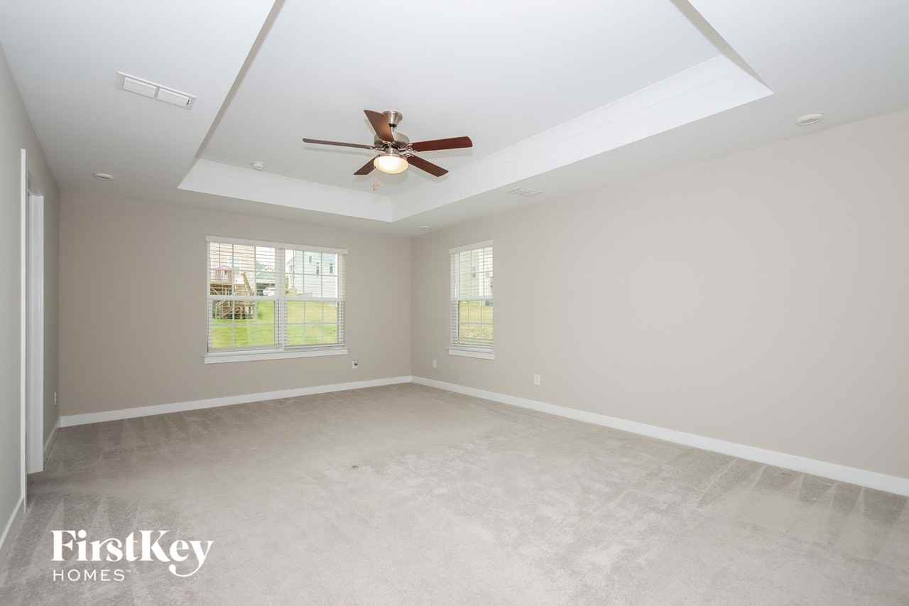 1614 Tundra Ln - Photo 6 of 15