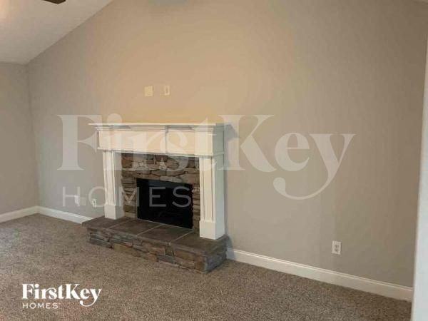 1436 Dillard Heights Dr - Photo 5 of 11