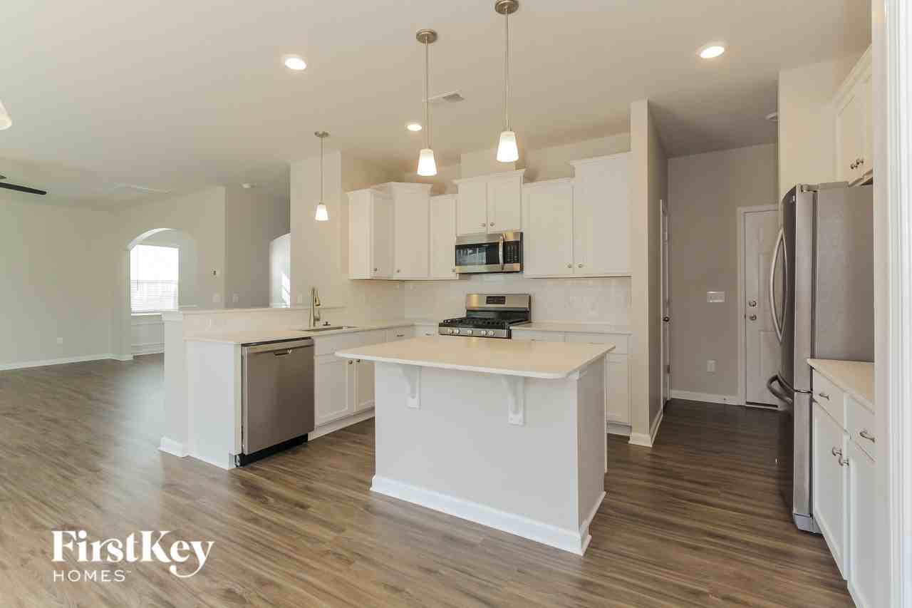 2188 Killian Creek Dr - Photo 7 of 15
