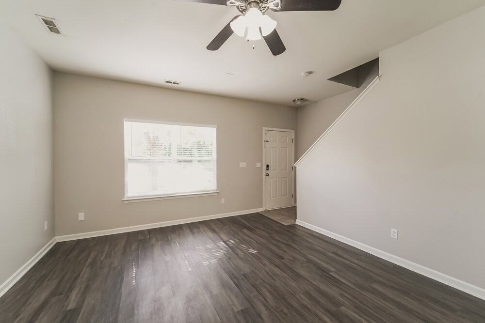 4701 Potters Glen Rd - Photo 6 of 17