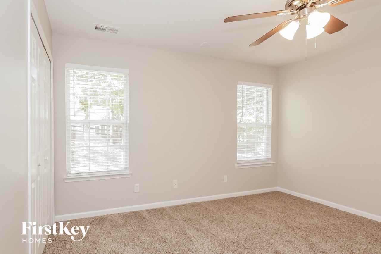 7418 Saddle Trail Ln - Photo 7 of 15