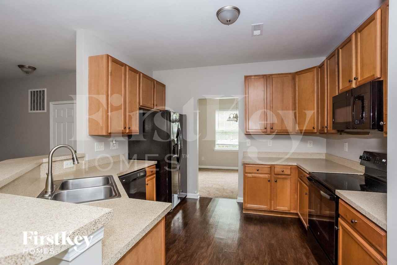 12815 Pearl Moon Ct - Photo 6 of 15
