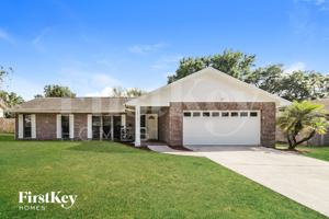 featured image of 8532 Park Highland Dr