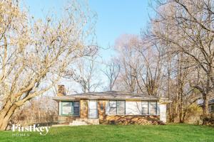 featured image of 9600 E 43rd St