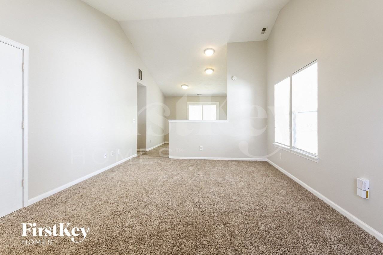 8332 Country Meadows Dr - Photo 2 of 15