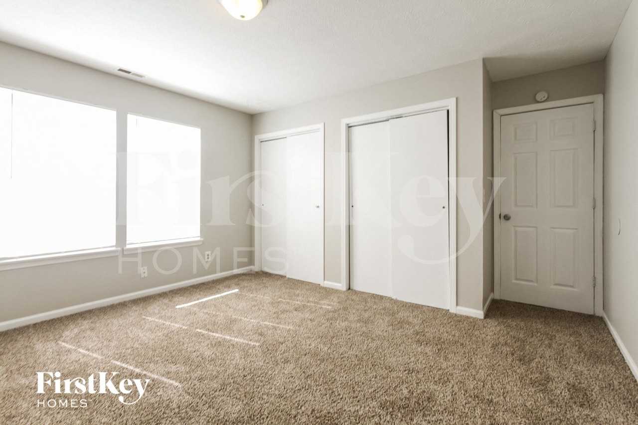 8332 Country Meadows Dr - Photo 6 of 15