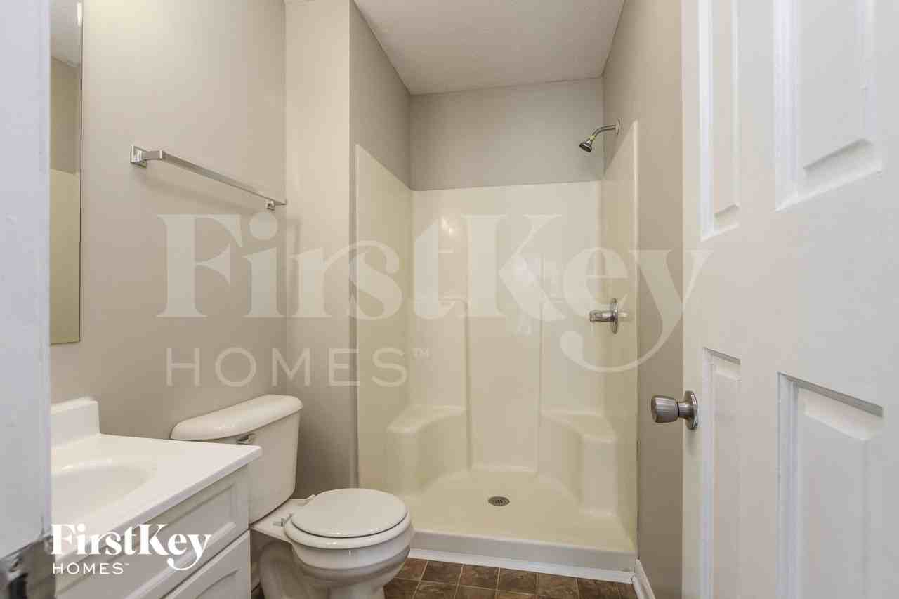 8332 Country Meadows Dr - Photo 7 of 15