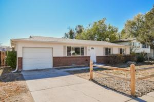 featured image of 660 Calle Entrada