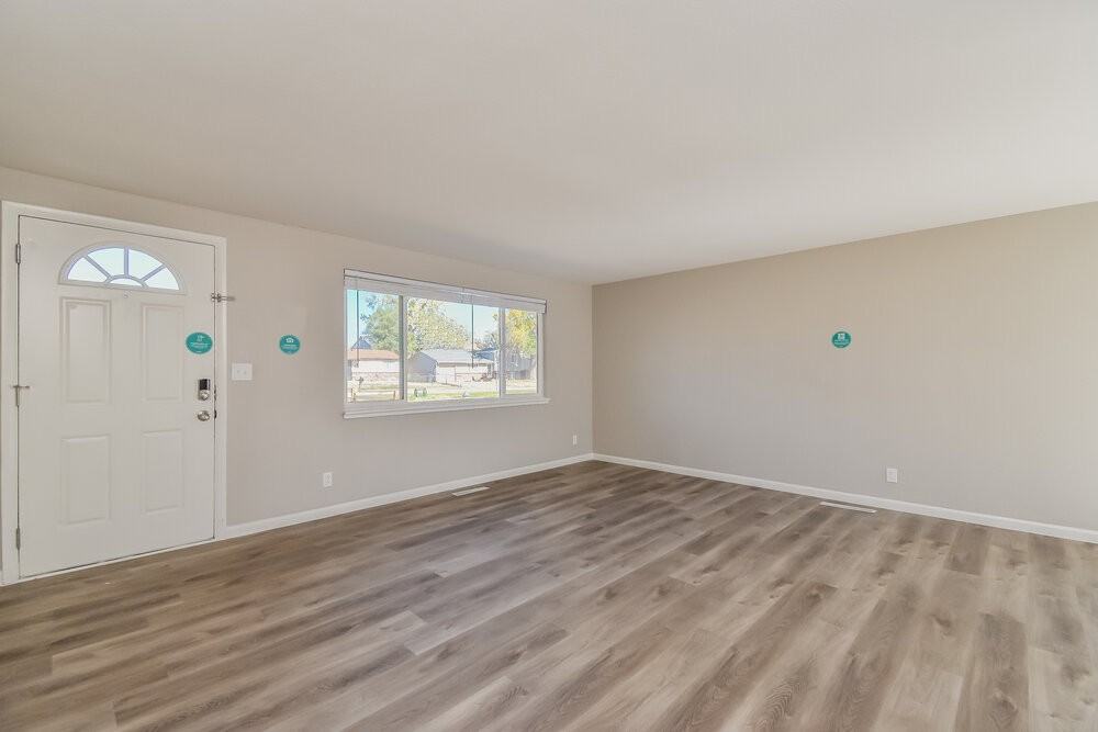 660 Calle Entrada - Photo 3 of 16