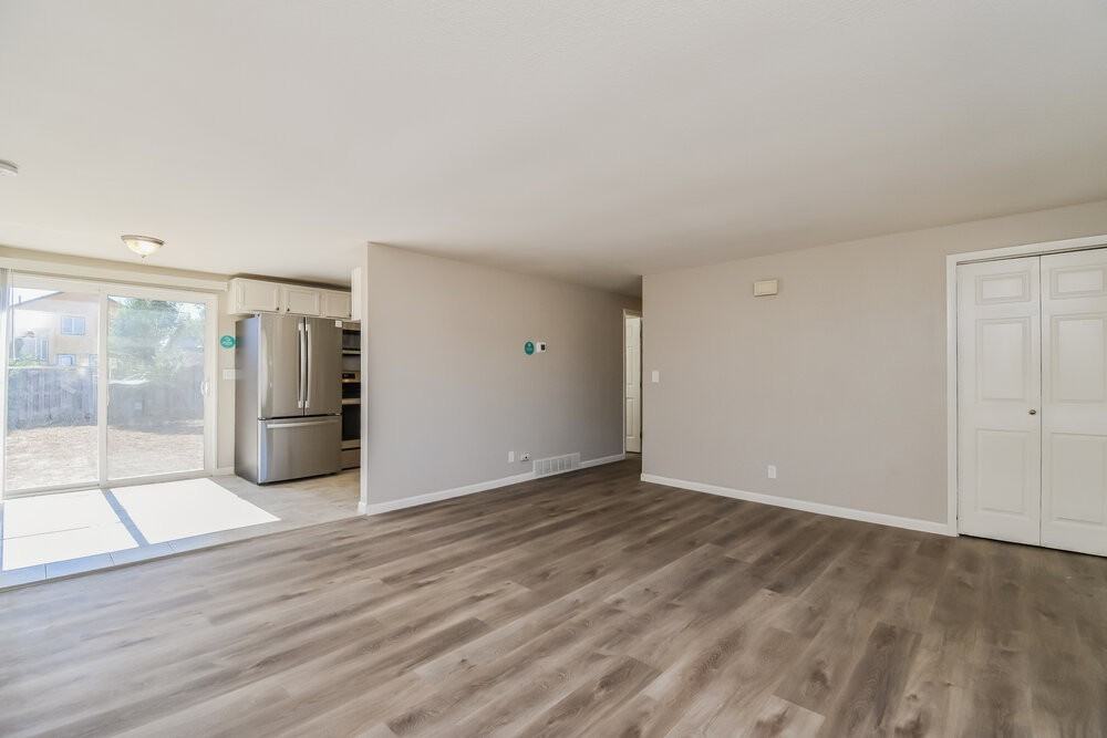 660 Calle Entrada - Photo 4 of 16