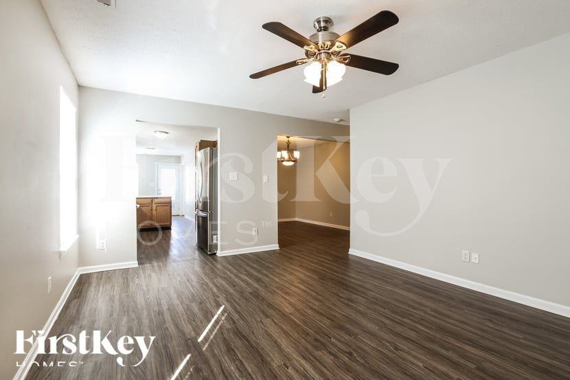 5446 Dollar Forge Ct - Photo 3 of 15
