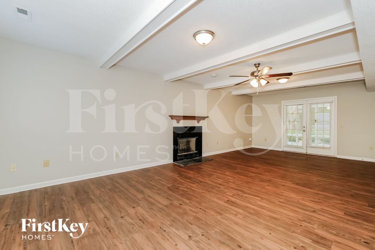 4600 Pine Cove Rd - Photo 2 of 16