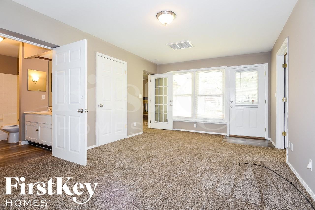 3 Edgestone Ct - Photo 6 of 15